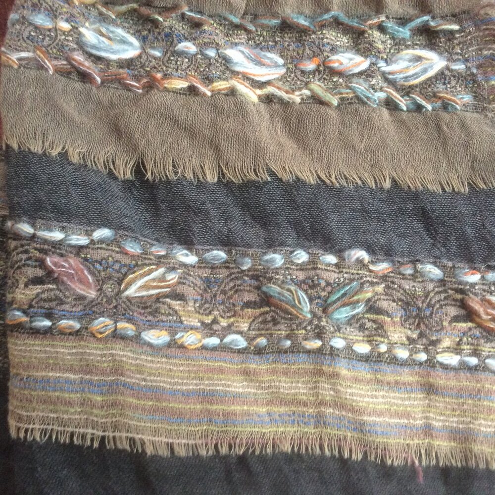 Aziza by Biz Wool Embroidered Boho Wrap One Size - Picture 3 of 6